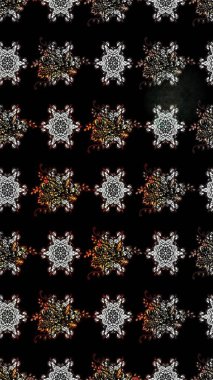 Küçük çiçekteki sevimli çiçek deseni. Siyah renkte çiçekler.