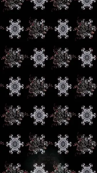 Eskiz modeli etnik tasarım. Çiçekleri, deniz kabukları, mandalaları ve suluboya efektleriyle donanma geçmişi. Yatak çarşafları, ceket, paket tasarımı, kumaş ve moda kavramları için tekstil baskısı.