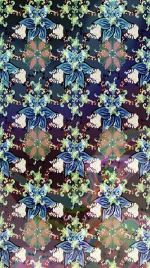 Çiçeksel çizim kalıbının yansıması. Vadinin çiçekleri mavi ve gri renklerde.