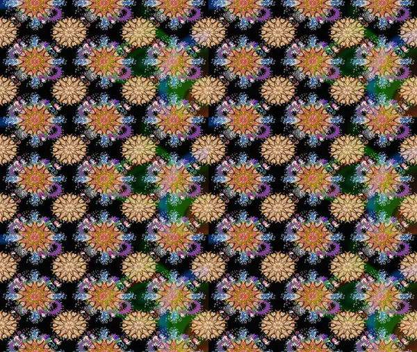 Siyah renkli bitkilerden oluşan parlak çiçekli çizim deseni.