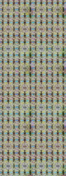 Rengarenk çiçekleri ve yaprakları tarafsız ve gri renklerde olan harika bir çiçek deseni. Moda baskıları için zarif bir şablon. Halk tarzı. Modern çiçek arkaplanı.