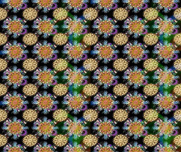 Kumaş desenli papatya çiçeği detayı. Siyah renkte çiçekler.