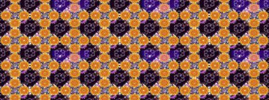 Güzel, parlak, pürüzsüz kumaş, tuval. Çiçek çelengi. Şablon, pürüzsüz, çiçekli kenar. Eski moda arka plan. Raster illüstrasyonu. Kıvırcık, parlak örgü.