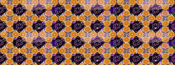 Raster illüstrasyonu. Siyah ve sarı renklere karalamalar çizen kusursuz çiçek deseni..