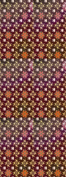 Raster çiçek izi. Çiçeksel mor ve kahverengi çizim deseni. Klasik taslak çizimi. Raster Yumuşak kumaş deseni.