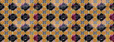 Raster illüstrasyonu. Şirin çiçekli eskiz deseni ve siyah renkli yapraklar, suluboya çiçek deseni, duvar kağıdı, kart veya kumaş için fayanslı.