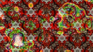 Parlak çiçekli kahverengi, kırmızı ve yeşil renkler üzerinde soyut çizim deseni. Çiçeksel elementlerle süslenmiş zarif raster dokusu. Küçük çiçekte şirin bir çiçek deseni var..