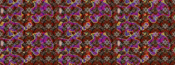 Küçük çiçekte güzel bir desen. Küçük renkli çiçekler. Moda baskıları için zarif bir şablon. Kahverengi, kırmızı ve gri çiçekli bahar çiçekleri. Motley illüstrasyonu.