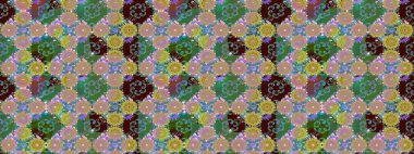 Bir sürü yeşil ve soyut çiçekli tropik eskiz deseni. Varicologreen Raster çizimi. Küçük çiçekte sevimli çiçek deseni var..