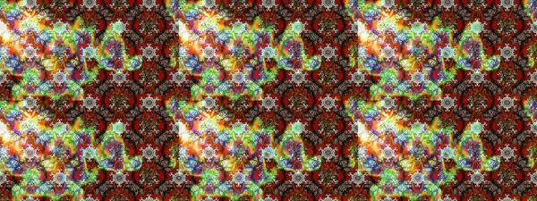 Küçük çiçekte güzel bir çiçek deseni var. Çiçekli çiçek deseni, suluboya. Raster deseni.