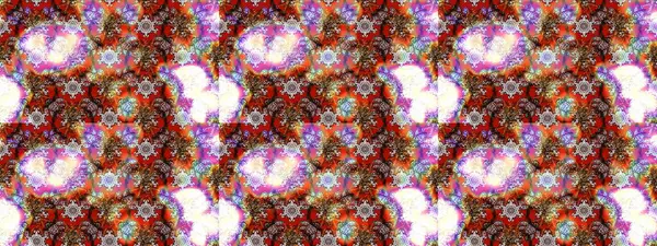 Güzel kumaş deseni. Güzel suluboya yaz çiçekleri deseni..