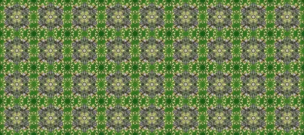 El yapımı dekoratif çerçeve, albüm kapağı, tebrik kartı, klasik Art deco tarzı. Altın karalama fantezi yapraklarından Raster soyut çiçek çelengi ve yeşil, gri ve bej renkli bir çiçek.