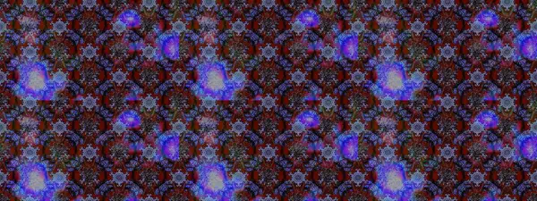 Küçük çiçekteki sevimli çiçek deseni. Mor, kahverengi ve gri renkte çiçekler.