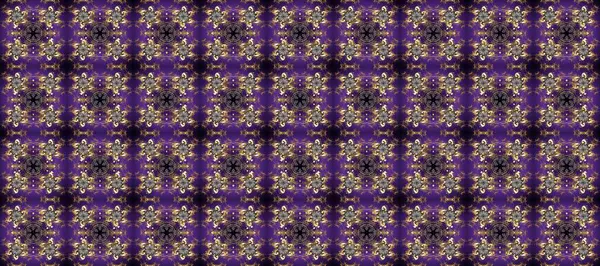 Kusursuz ahşap oyma. Oyma. Mor, kahverengi ve gri arkaplan, altın kaplamalı. Altın elementli desen. Klasik mobilya tarzı. Küçük bir alan derinliği. Lüks mobilyalar. Patina..