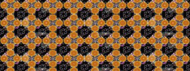 Siyah renkli bitkilerden oluşan parlak çiçekli çizim deseni.