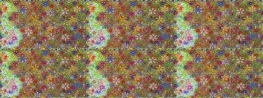 Raster illüstrasyonu. Şirin çiçekli kusursuz desen ve kahverengi ve yeşil renkli yapraklar, suluboya çiçek deseni, duvar kağıdı, kart veya kumaş için fayanslı.