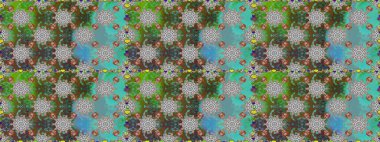 Küçük çiçekte hoş bir çiçek deseni var. Çiçeksel elementlerle süslenmiş zarif raster dokusu. Yeşil ve gri renklerde parlak çiçeklerle soyut ve pürüzsüz desen.