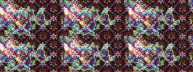 Suluboya elle çizilmiş çiçek desenli eskiz deseni. Parlak renkli fantezi çiçekleri, yapraklar, tarafsız renklerde tomurcuklar.