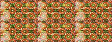 Kahverengi renkte altın bir element. Barok tarzında altın çiçekli süs. Altın çiçekli, pürüzsüz desen. Damask arkaplanı.