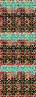 Kahverengi renklerde ve altın elementlerle geleneksel altın sarısı desen. Barok tarzında kusursuz bir doğulu süsü..