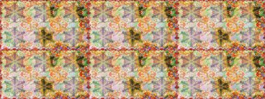 Raster geleneksel oryantasyon süsü. Kusursuz klasik altın desen. Altın elementlerle bej renklerde altın desen.