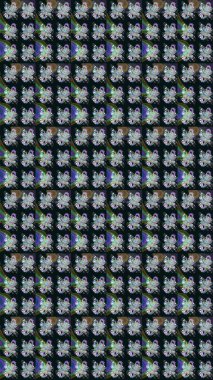 Suluboya elle çizilmiş çiçek desenli eskiz deseni. Parlak renkli fantezi çiçekleri, yapraklar, gri renkli tomurcuklar.