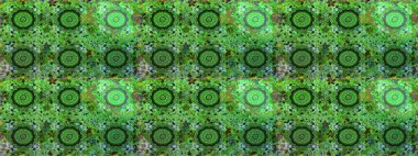 Klasik raster sarısı, kusursuz desen. Çiçek süsü kumaş deseni, cam, çiçek desenli metal altın elementli yeşil renkte.