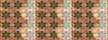 Geleneksel oryantasyon süsü. Kusursuz klasik raster altın desenli. Klasik klasik klasik arka plan. Kahverengi renklerde, altın elementlerle kusursuz desen.