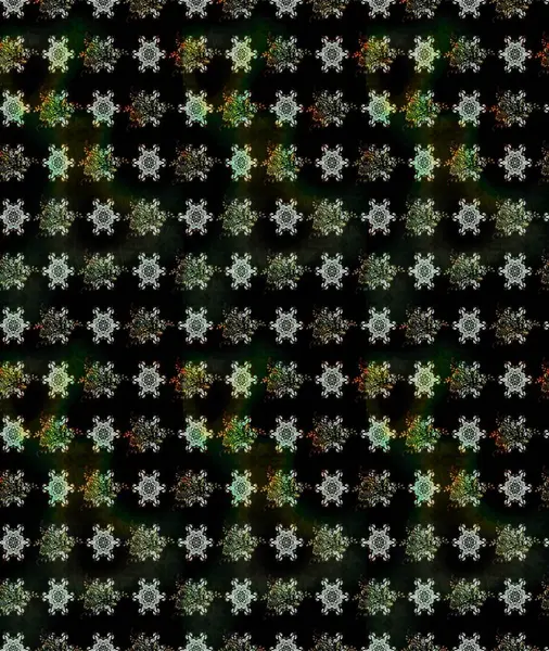 Kumaş desenli papatya çiçeği detayı. Siyah renkte çiçekler.