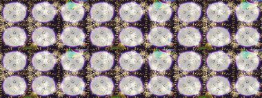 Suluboya çizim kalıbı. Dekorasyon ve tasarım için güzel bir desen. Moda baskısı. Çiçeğin suluboya çizimlerinin mükemmel deseni. Eski.