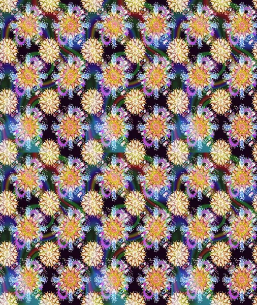 Tekstil tasarımı için doğal renklerde geleneksel halk çiçekleri buketi. Üzerinde gelincikler ve vadi zambakları olan renkli çiçek desenli nakış..