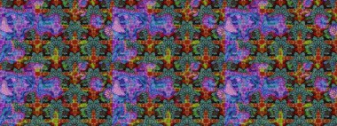 Renkli çiçek desenli çizim. Suluboya tarzında renkler üzerine çiçekler.