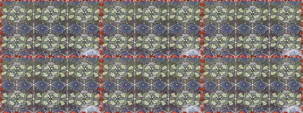 Suluboya desensiz çiçek buketi. Dekorasyon ve tasarım için güzel bir desen. Moda baskısı. Çiçeğin suluboya çizimlerinin mükemmel deseni. Ayarlanmış.