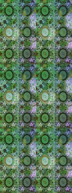 Yeşilden çok altın rengi klasik barok çiçekli desenler. Yeşil renklerdeki altın element. Süslü raster dekorasyonu. Lüks, kraliyet ve Viktorya dönemi konsepti.