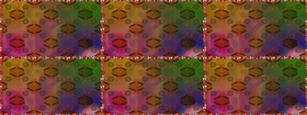 Raster illüstrasyonu. Kahverengi ve yeşil renklerde. Çiçek duvar kağıdı. Renkli süs kenarı. Kusursuz desen. Hint süsü..