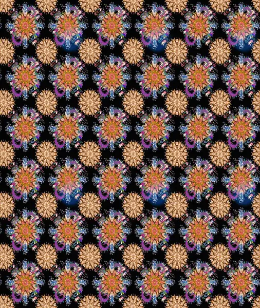 Tekstil tasarımı için siyah renkli geleneksel halk çiçekleri buketi. Üzerinde gelincikler ve vadi zambakları olan renkli çiçek desenli nakış..