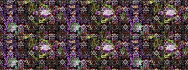 Küçük çiçekteki sevimli çiçek deseni. Raster illüstrasyonu. Güzel kumaş deseni. Güzel karalamalı çiçek deseni çiz..