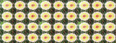 Raster illüstrasyonu. Yeşil renklerde. Çiçek buketleriyle klasik tarzda eskiz deseni.