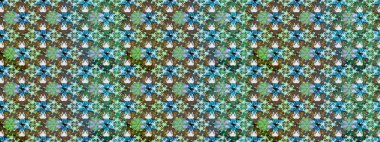 Raster illüstrasyonundaki çiçek desenli çizim. Suluboya tarzında yeşil renkte çiçekler.