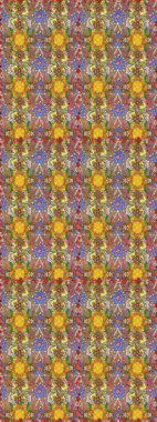 Kahverengi ve bej renkli çiçekler. Kumaş desenli papatya çiçekleri ayrıntıları.