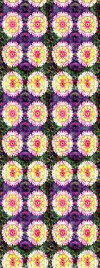 Tarafsız renklerde parlak çiçekli halı eşkali..