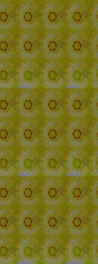 Raster çiçek desenleri çiziyor. Vadinin çiçekleri kahverengi ve nötr renklerde.