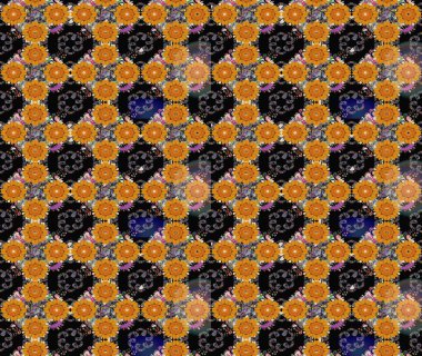 Üst manzara, yumuşak siyah renk tarzı. Çiçek kompozisyonu, el boyası, hassas şablon. Sevgililer günü ve tebrik kartı konsepti için şık bir davetiye. Manzaralı çiçek deseni.