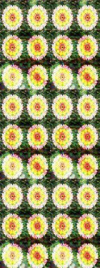 Tekstil, kumaş, ambalaj, hatıra defteri için hoş bir çiçek arkaplanı. Çocuksu tasarım. Yeşil arka planda. Elle çizilmiş karalama çiçekleri ile Raster çizim deseni.