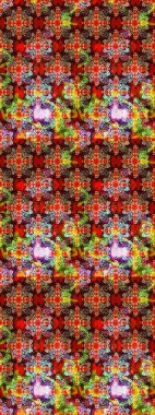 Parlak çiçekli kırmızı ve kahverengi renkler üzerine soyut çizim deseni. Çiçeksel elementlerle süslenmiş zarif raster dokusu. Küçük çiçekte şirin bir çiçek deseni var..