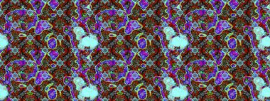 Raster çiçek desenleri çiziyor. Vadinin çiçekleri mavi ve kahverengi renklerde.