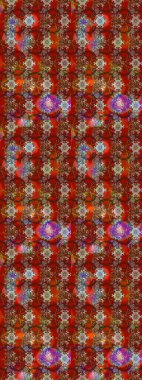 Suluboya elle çizilmiş çiçek desenli eskiz deseni. Parlak renkli fantezi çiçekleri, yapraklar, kahverengi ve kırmızı renkli tomurcuklar kahverengi ve kırmızı.