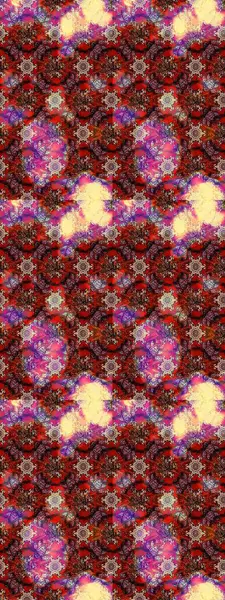 Kahverengi ve kırmızı renkte çiçekler. Küçük çiçekte sevimli çiçek deseni var..