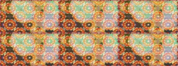 Damask arkaplanı. Tarafsız ve turuncu renklerde altın element. Altın çiçekli, pürüzsüz desen. Barok tarzında altın çiçekli süs..