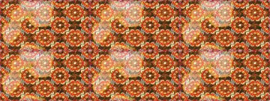 Küçük bir alan derinliği. Kusursuz ahşap oyma. Kahverengi ve turuncu arka plan, altın kaplamalı. Lüks mobilyalar. Klasik mobilya tarzı. Kahverengi, turuncu ve altın elementli desen.